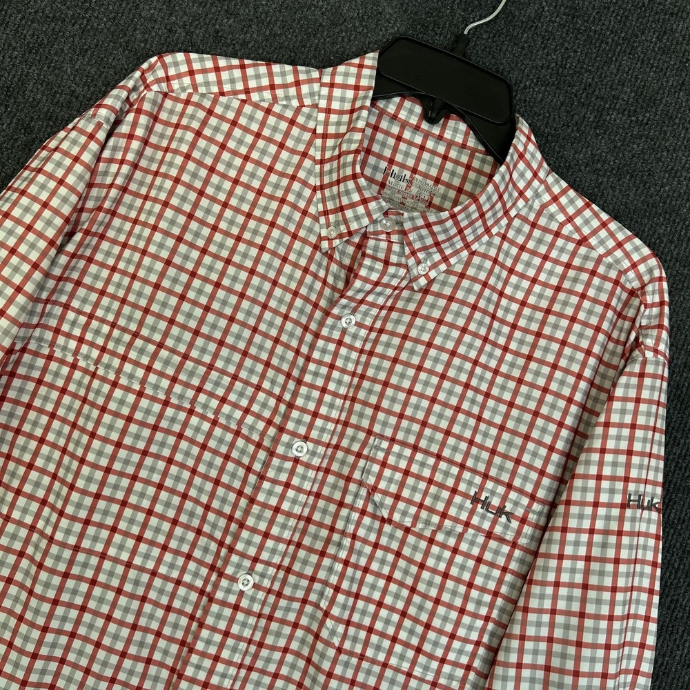 Huk Tide Point Performance Fishing Shirt Men's XL Red Gray Check LS Button Down